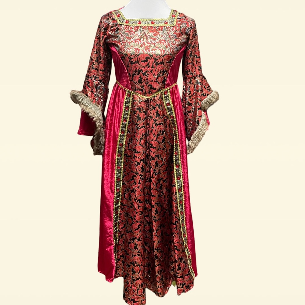 Chasing Fireflies Renaissance Medieval Dress – Size 10   *Back Zipper Broken*